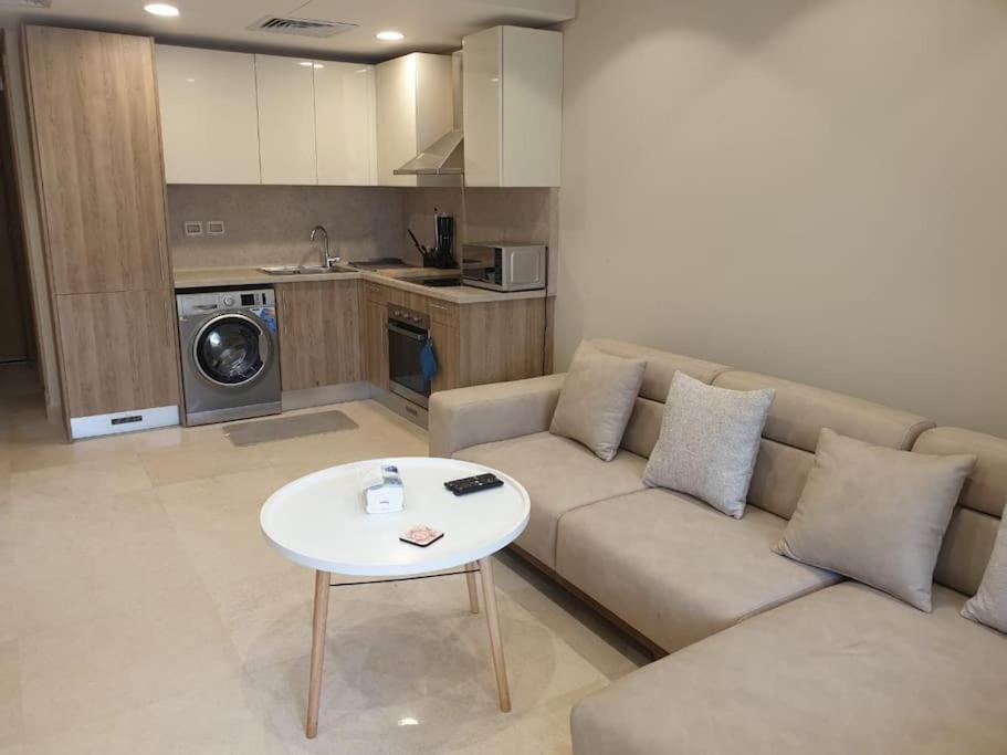 Mangroovy - Delicate 1br Ground Floor By The Pool Apartment *