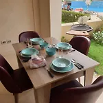 Mangroovy - Delicate 1Br Ground Floor By The Pool